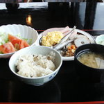 Sukaibikyandoru - 赤貝の炊き込みご飯、旨かった。