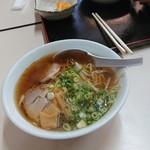 黒 - ラーメン 520円