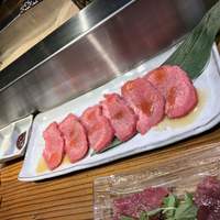 熟成ホルモン・山形牛 炭火焼肉 牛語 - 