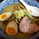 らーめん来斗 - 味噌ら～めん 味付煮玉子トッピング