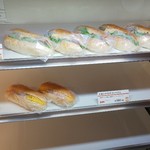 Natural Bread Bakery - 内観