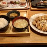 五穀 - 料理写真:揚げ鶏の香味ダレ