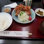 末げん - から揚げ定食　1700円