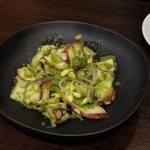 中国発酵料理と日本ワイン SABOTEN - 北海道真蛸と豆もやしの翡翠ソース