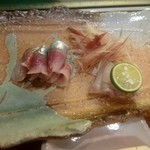 金太楼 - サバとまつかわの刺身