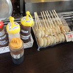 お土産屋とお食事の店もりた - 乙女もち焼く前