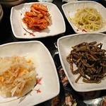 韓国料理 benibeni - キムチとナムル