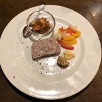 ワインレストラン ドミナス - パテドカンパーニュ