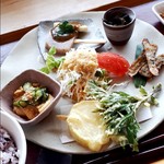 ファームキッチン 野菜花 - 2019年5月のプレートランチ