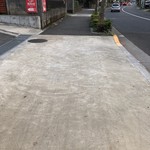 実り菓子 栗のみ堂 - 見落としがちな入口。初めて来たら気付かずに通過する。に3000点。