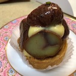 実り菓子 栗のみ堂 - 栗の渋皮煮タルト・550円（税抜き）。なんとタルト1個に3個の渋皮煮を使用！！！あんたそら採算合いませんて。