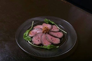 Dragonfly Dinner - 自家製のおつまみローストビーフ