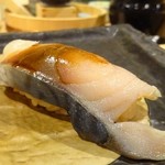 寿司 いぶき - しめ鯖