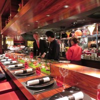 ラトリエ ドゥ ジョエル・ロブション - これから始まるぞ。