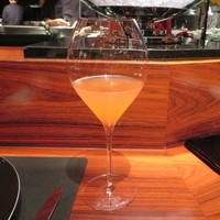 ラトリエ ドゥ ジョエル・ロブション - 桃シャンパーニュ。