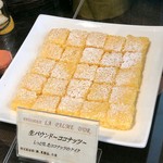 パティスリー＆ブーランジェリー ラ・パルム・ドール - 生パウンド〜ココナッツ〜@しっとり。ココナッツファインの食感がシャキシャキいい