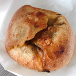 ブーランジェリー セイジアサクラ - 焼きチーズカレーパン