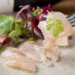 馳走2924 - 料理写真:魚のカット_持ち上げ