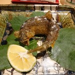 銀座 しのはら - 鮎の唐揚げ