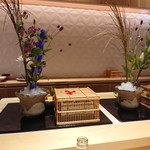 銀座 しのはら - 秋の七草と虫かご