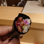 銀座 しのはら - マグロとべったらの手巻き寿司