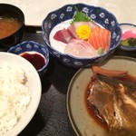 Seikaisou - お刺身定食