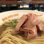 らぁめん小池 - レアチャーシュー（大つけ麺博 美味しいラーメン集まりすぎ祭）