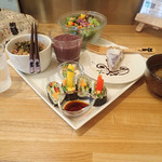 デトックス・ローフードプレート