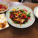 中華司 - 牛肉の細切りとにんにくの芽定食 900円
