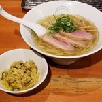 麺屋 六感堂 - ★元祖★ 鴨と煮干のらーめん＋高菜ご飯