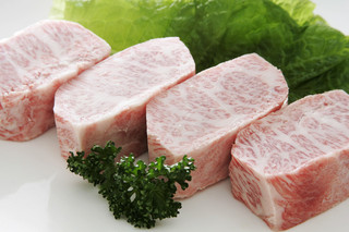 Yakiniku Dokoro Shikino Ie - 黒毛和牛や国産牛など、品質にこだわったお肉をリーズナブルに楽しめます