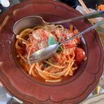 アナザープレイスカフェ  - フルーツトマト恋のつぼみと奥飛騨のモッツァレラのトマトソースパスタ