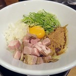 清麺屋 - 【(限定) 濃厚魚介まぜそば～卵和え～】￥800