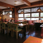 チャールスとん - 店内雰囲気