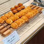 パティスリー＆ブーランジェリー ラ・パルム・ドール - 焼きたての洋梨のフィナンシェも登場