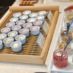 パティスリー＆ブーランジェリー ラ・パルム・ドール - 締めはアイスのタイムサービス。コンディメントもたくさん