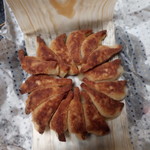 夜来香 - 餃子600円