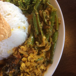 ホット スパイシー - レンズ豆、インゲン豆のカレー