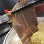 ラーメン ふくや - 塩ラーメンのチャーシュー　【　２０１２年２月　】