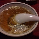 サンライ - この醤油スープ好きだ