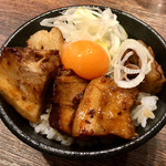 つけめんTETSU 壱の木戸 - 極チャーシュー丼（390円）