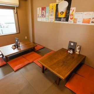 居心地の良い店内には、お集まりにも便利なお座敷の個室もご用意