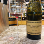 エノテカ  - シャンベルタンやクロ・ド・ベーズと並ぶ斜面の北隣に位置し、最も野性的な力強さが特徴
      