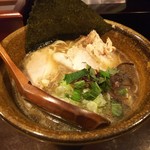 ラーメン 凌駕堂 - チャーシュー麺