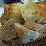 クラブハリエ ジュブリルタン - 食べ放題のﾊﾟﾝ♪最初に運ばれてくるﾉﾀﾞ