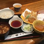 カク一 - 天ぷら定食800円です。