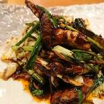 中華ダイニング 煌璃 - 柔らか厚切り豚肉の回鍋肉　アップ