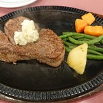 バッファローキング - ヒレステーキ 300g  3,000円