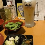 やきとり工場 - お通しとビール