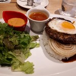 むさしの森珈琲 - 料理写真:フォレストスペシャル(1500円)　ロコモコプレート濃厚デミグラス